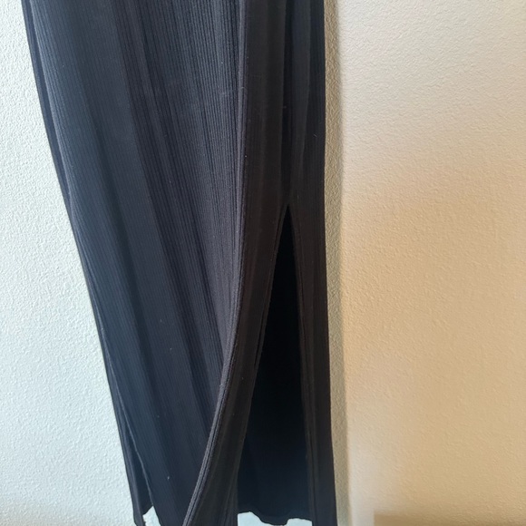 Lucy Love Black Dress - Picture 4 of 7